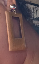 Load image into Gallery viewer, Natural Wood Clip On Earrings Kargo Fresh
