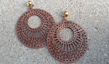 Load image into Gallery viewer, Natural Wood Hoop Clip On Earrings Kargo Fresh