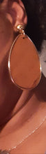 Load image into Gallery viewer, Natural Wood and metal Clip On Earrings Kargo Fresh