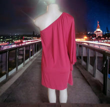 Load image into Gallery viewer, Off the shoulder mini dress Medium new Kargo Fresh