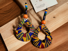 Load image into Gallery viewer, African Ankara Wax Print Africa Hoop Earrings
