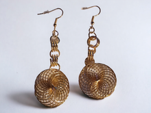 Load image into Gallery viewer, Minimalist spiral wire design earrings