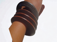 Load image into Gallery viewer, Vintage Chunky Wooden Bangle Set