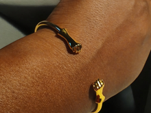 Load image into Gallery viewer, Classic African alloy fist bracelet