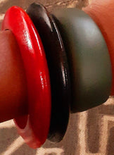 Load image into Gallery viewer, RBG Wooden Bangle Set Kargo Fresh