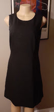 Load image into Gallery viewer, Rare Ann Taylor Virgin Wool Dress Suit Size 8 Kargo Fresh