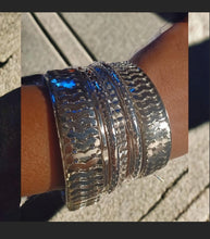 Load image into Gallery viewer, Chunky boho mixed media bangle set of 8