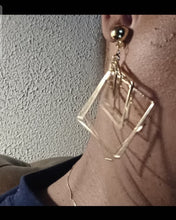 Load image into Gallery viewer, Silver metal Square multi hoop clip on earrings