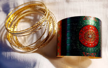 Load image into Gallery viewer, Set of 16 Chunky boho Bangles Kargo Fresh