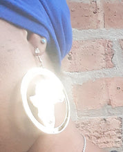 Load image into Gallery viewer, Silver Mirrored Acrylic Africa Earrings Kargo Fresh
