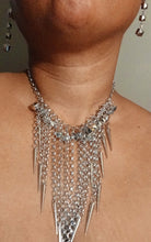 Load image into Gallery viewer, Silver metal chain necklace set with clip on earrings Kargo Fresh