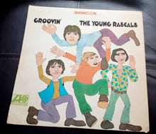 Load image into Gallery viewer, The Young Rascals - Groovin 33 RPM Lp 1967 Kargo Fresh