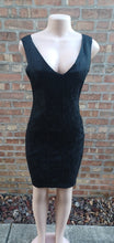 Load image into Gallery viewer, Tracy Reese Black Knit Midi Dress and blazer Size 4 Kargo Fresh