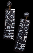 Load image into Gallery viewer, Tribal crop top and matching handpainted earrings L Kargo Fresh