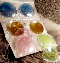Load image into Gallery viewer, Vintage 1960s Bug Eye Chameleon Shades Kargo Fresh