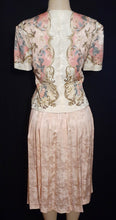Load image into Gallery viewer, Vintage 1980s Era Maggie London Career Suit Size 10 Kargo Fresh