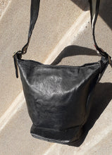 Load image into Gallery viewer, Vintage 1980s Genuine Leather XL Hobo Bucket Bag Kargo Fresh