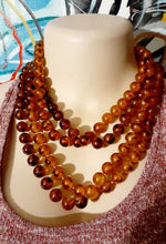 Load image into Gallery viewer, Vintage 80 inch Acrylic Amber Bead Lariat Necklace Kargo Fresh