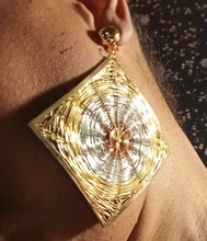 Load image into Gallery viewer, Vintage Brass Steel and Copper Wire Design Clip on Earrings Kargo Fresh