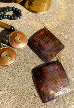 Load image into Gallery viewer, Vintage Brutalist Carved Brass and Copper Modernist Necklace Kargo Fresh