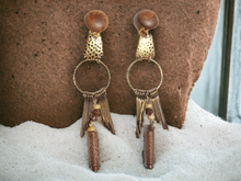 Load image into Gallery viewer, Vintage Chunky Boho Rustic Cluster Clip On Earrings Kargo Fresh