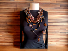Load image into Gallery viewer, Vintage Chunky wood boho necklace set Kargo Fresh