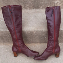 Load image into Gallery viewer, Vintage Cobbies Hippie Leather Boots Size 8.5 Kargo Fresh