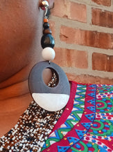 Load image into Gallery viewer, Vintage Glass Bead Multi Strand Layering Necklace and clip on eareings Kargo Fresh