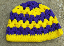 Load image into Gallery viewer, Vintage Hand Crochet Beanie Hat Kargo Fresh