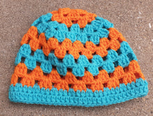 Load image into Gallery viewer, Vintage Hand Crochet Beanie Hat Kargo Fresh