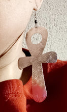 Load image into Gallery viewer, Vintage Handmade Ankh Earrings Kargo Fresh
