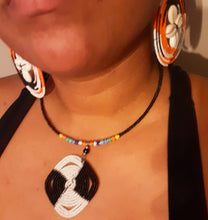 Load image into Gallery viewer, Vintage Maasai Tribal Collar and Earrings Set Kargo Fresh