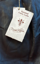 Load image into Gallery viewer, Vintage Maria vittoria leather skirt 8 Kargo Fresh