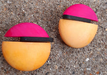 Load image into Gallery viewer, Vintage Modern Design Wooden Clip On Earrings Kargo Fresh