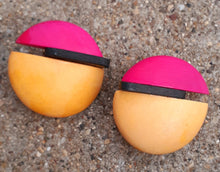 Load image into Gallery viewer, Vintage Modern Design Wooden Clip On Earrings Kargo Fresh