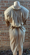 Load image into Gallery viewer, Vintage Ms. Chaus Khaki Rayon Career Dress Size 14/16 Kargo Fresh