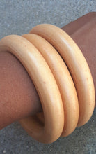 Load image into Gallery viewer, Vintage Natural Wood Bangle Set Kargo Fresh