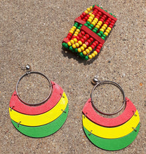 Load image into Gallery viewer, Vintage Natural Wood RGY Bracelet and Earring Set Kargo Fresh