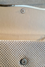 Load image into Gallery viewer, Vintage Nude Mesh Metal Clutch (1980s) Kargo Fresh