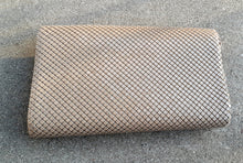 Load image into Gallery viewer, Vintage Nude Mesh Metal Clutch (1980s) Kargo Fresh
