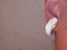 Load image into Gallery viewer, Vintage acrylic clip on studs Kargo Fresh