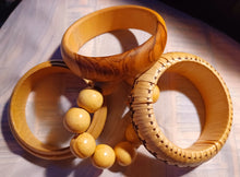 Load image into Gallery viewer, Vintage bracelet set of 4 Kargo Fresh