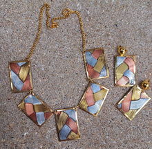 Load image into Gallery viewer, Vintage brass and copper clip on necklace set Kargo Fresh