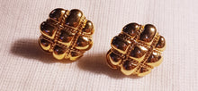 Load image into Gallery viewer, Vintage chunky clip on gold studs Kargo Fresh