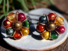Load image into Gallery viewer, Vintage glass bead stud clip ons 1970s Kargo Fresh