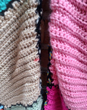 Load image into Gallery viewer, Vintage handmade crochet jogging pants L/XL Kargo Fresh