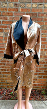 Load image into Gallery viewer, Vintage ladies Reversable Satin Kimono Robe L Kargo Fresh