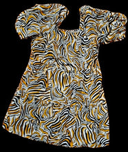 Load image into Gallery viewer, Vintage style kaftan dress and matching earrings new free size Kargo Fresh