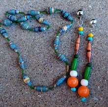 Load image into Gallery viewer, Vintage ugandan paper bead necklace and custom clip on earrings set Kargo Fresh