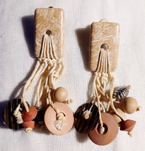 Load image into Gallery viewer, Vintage wood and shell boho clip on earrings Kargo Fresh